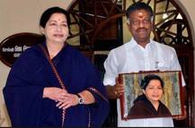 जयललितांच्या खुर्चीवर न बसणारा मुख्यमंत्री - ओ पन्नीरसेल्वम!