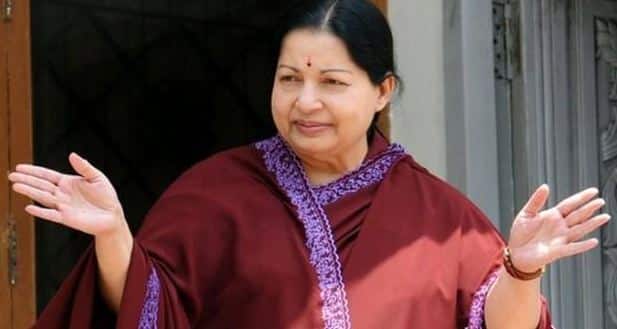 तामिळनाडुमध्ये अम्मांनी 2001 साली मोठा निर्णय घेत लॉटरी तिकिटांवर बंदी घातली.