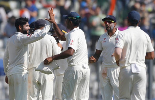 India Vs England 4th Test 2nd Day Wankhede Stadium LIVE: मुरली विजयनं झळकावलं अर्धशतक
