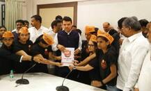 ..तर बुलेटऐवजी बॅलेटमधून उत्तर मिळेल: मराठा शिष्टमंडळ