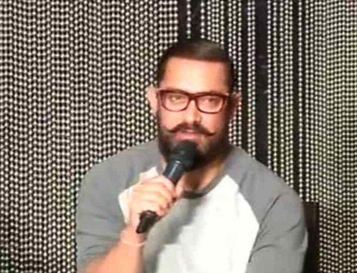 Dangal Should Be Tax Free For Wrestling Aamir Demands कुस्तीसाठी 'दंगल' टॅक्स फ्री करावा, आमीर खानची मागणी