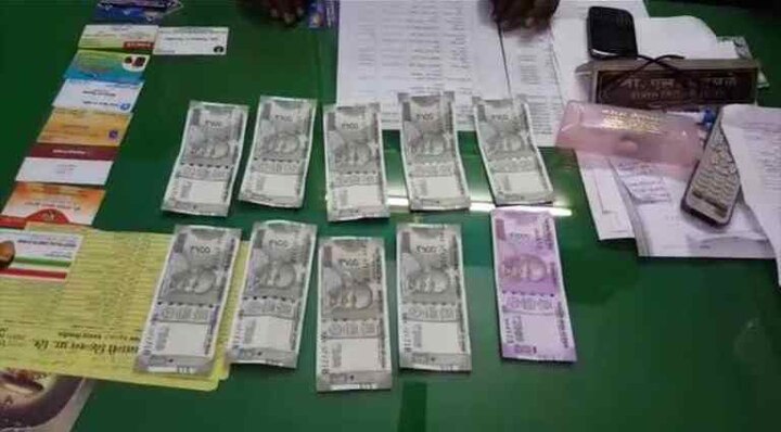 Fake 2 Thousand And 500 Rupees Currency Seized In Badlapur बदलापूरमध्ये नव्या दोन हजार, पाचशेच्या बनावट नोटा जप्त