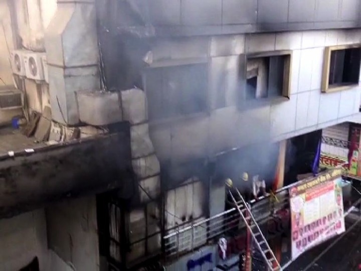 Fire In Hotel In Gondia 7 Dead गोंदियात सिलेंडरच्या स्फोटानं हॉटेलला आग, सात जणांचा मृत्यू