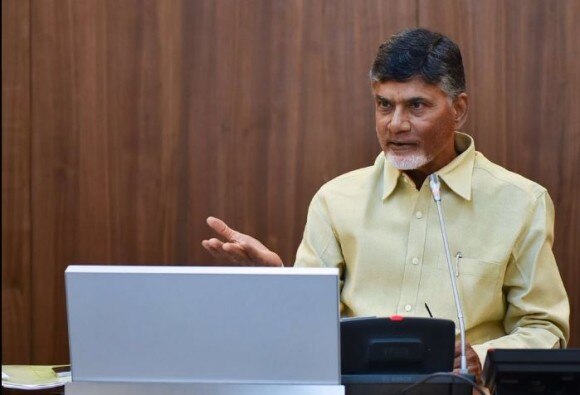 Lot Of Problems Still Remain Without Any Solution Chandrababu Naidu Comment On Demonetisation नोटाबंदी म्हणजे 1984 च्या पक्षांतर्गत संकटापेक्षाही मोठं संकट : चंद्राबाबू