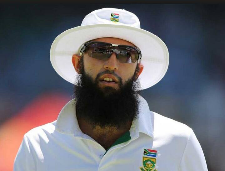 हाशीम अमला : दाढीवाल्या क्रिकेटवीरांचा विषय निघालाय, तर दक्षिण आफ्रिकेच्या हशीम अमलाला विसरून कसं चालेल? खरं तर अमलानं धार्मिक कारणांसाठी दाढी राखली. पण त्याच्या खेळानं आणि लांब दाढीनंच आजच्या पिढीला क्लीन शेव्ह्ड लूक विसरायला भाग पाडलं असं म्हटलं तर वावगं ठरणार नाही.