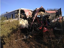 सोलापूर-हैद्राबाद मार्गावर दोन बसची धडक, पाच प्रवाशांचा मृत्यू