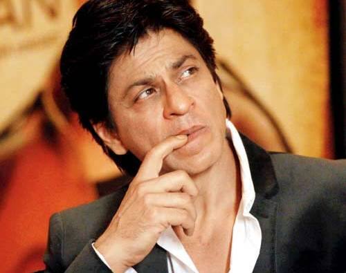 221.57 कोटी रुपये एवढ्या कमाईसह शाहरुख दुसऱ्या स्थानावर आहे. तर प्रसिद्धीच्या बाबतीत तिसऱ्या स्थानावर आहे.