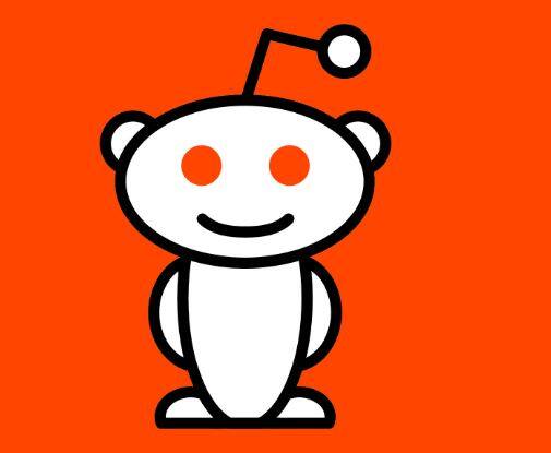 31. Reddit - वेगवान इंटरनेट ब्राऊजिंगसाठी हे अॅप मदत करतं.