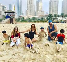 हृतिक रोशन आणि सुझान खानची दुबईत धमालमस्ती