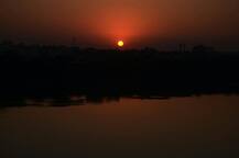 2016 मधील शेवटचा सूर्यास्त, नांदेडच्या गोदावरी पात्रातील छायाचित्रं