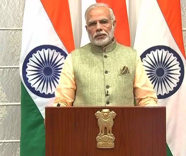 ज्येष्ठ नागरिकांनाही मोदींनी नव्या वर्षाचं गिफ्ट दिलं आहे. ज्येष्ठ नागरिकांना साडे सात लाख रुपयांपर्यंतच्या ठेवीवर 8 टक्के व्याजदर मिळणार आहे.