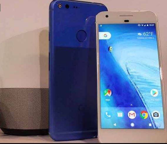 गूगलचा पिक्सेल XL (किंमत 67000): गूगलच्या पिक्सेल XL या स्मार्टफोनमधील कॅमेरा अॅपलप्रमाणेच सर्वोत्कृष्ठ आहे. उत्तम डीटेलिंग आणि आकर्षक अॅपमुळे तुम्ही काढलेले फोटो अधिक चांगल्या प्रकारे एडिट करु शकता. विशेष म्हणजे, याचा ऑटोफोकस अॅपलपेक्षा दर्जेदार आहे. तसेच व्हिडीओ क्वॉलिटीही सर्वोत्कृष्ठ असल्याने स्टील व्हिडीओसाठी गूगलचा हा स्मार्टफोन अतिशय उपयुक्त आहे.