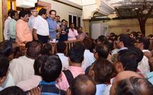 सामाजिक कार्यकर्त्या अंजली दमानिया उद्धव ठाकरेंच्या भेटीला