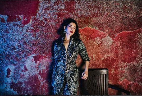 अभिनेत्री तमन्ना भाटियानं नुकतंच विंटेज फोटोशूट केलं आहे.