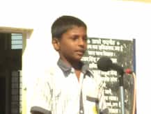 \'होय सर, मी हजेरीपटावरुन जात खोडली\'