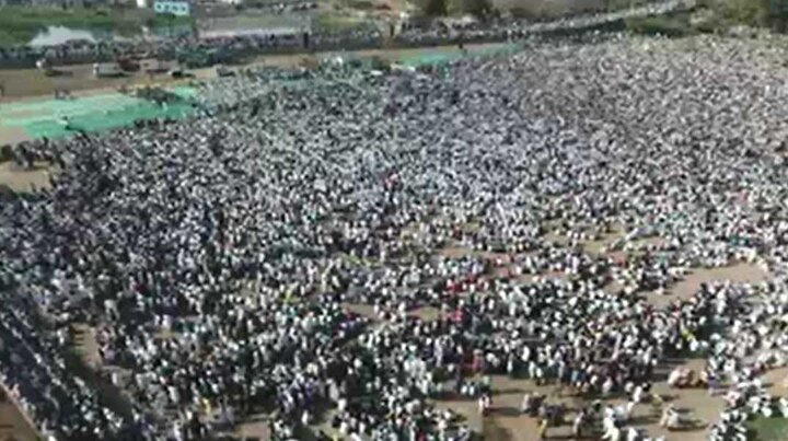 मुस्लिम समाजाला त्यांच्या हक्काचे आरक्षण मिळालेच पाहिजे आणि मुस्लिम समाजाच्या इतर मागण्या यावेळी मोर्चेकऱ्यांनी केल्या. 