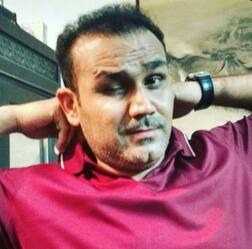 सेहवागने ट्विटरवरुन तब्बल 30 लाख रुपये कमावले!