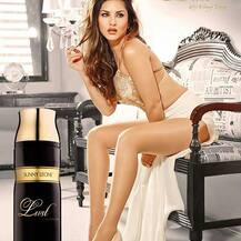 चाहत्यांना सनी लिऑनसोबत सेल्फी काढण्याची संधी! 