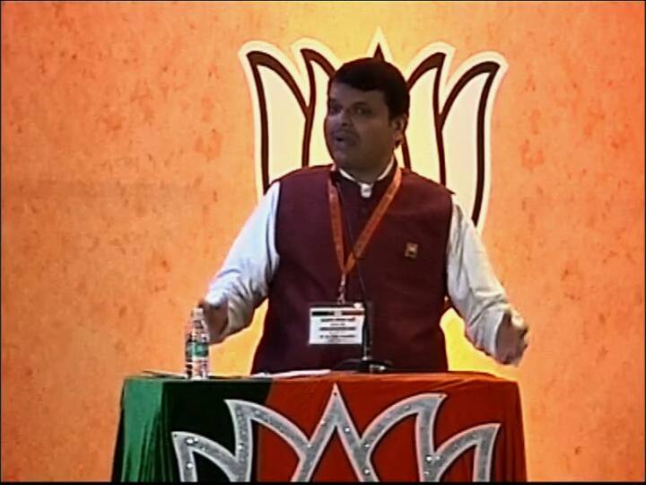 जो नेता हा देश बदलत आहे, तो नेता आपला आहे - मुख्यमंत्री