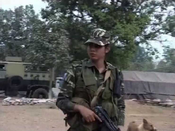 नक्षल्यांना धूळ चारण्यासाठी CRPF ची रणरागिणी सज्ज