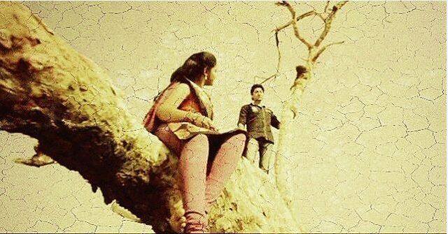 'सैराट' चित्रपटामुळे आर्ची-परशासह लहानमोठे सर्वच कलाकार प्रकाशझोतात आले. इतकंच काय सैराटचं शूटिंग झालेली लोकेशन्सही गर्दी खेचू लागली.