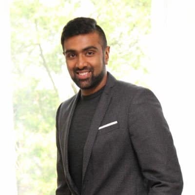 याशिवाय आर अश्विनही जलीकट्टूच्या बाजूने उभा आहे.