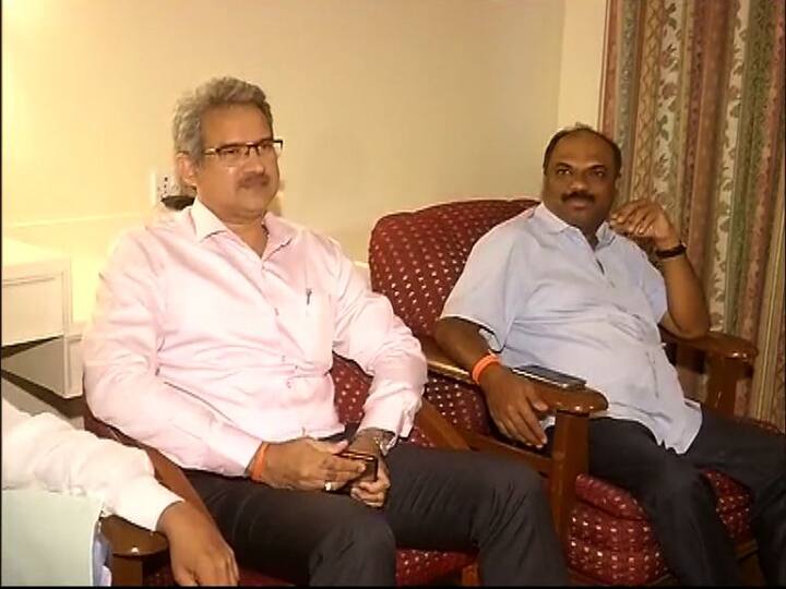 2014च्या विधानसभा निवडणुकीत झालेल्या लीडवर जागावाटप नाही तर, मागच्या सर्व निवडणुकांच्या सरासरीवर जागांची मागणी व्हावी. अशी मागणी शिवसेनेने केली. यावर प्रस्तावच अमान्य असल्याने त्याची अदलाबदल झालीच नाही. आता याबाबत वरिष्ठ पातळीवर चर्चा होऊ द्या. असा सूर दोन्ही बाजूने आला. त्यामुळे युतीची तिसरी बैठकही निष्फळ ठरली.