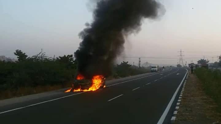 पाहा आणखी फोटो...