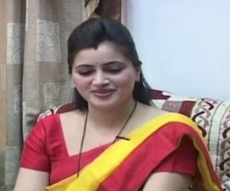 मुख्यमंत्री देवेंद्र फडणवीस यांचं काम चांगलं आहे. त्यामुळे आम्ही त्यांच्यासोबत आहोत, असं नवनीत कौर राणा यांनी म्हटलं आहे.