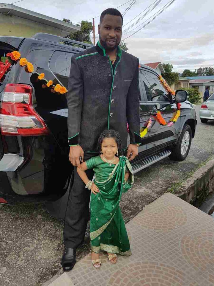 माझी परी असं म्हणत पोलार्डने लेकीचा फोटो ट्विट केला आहे. 