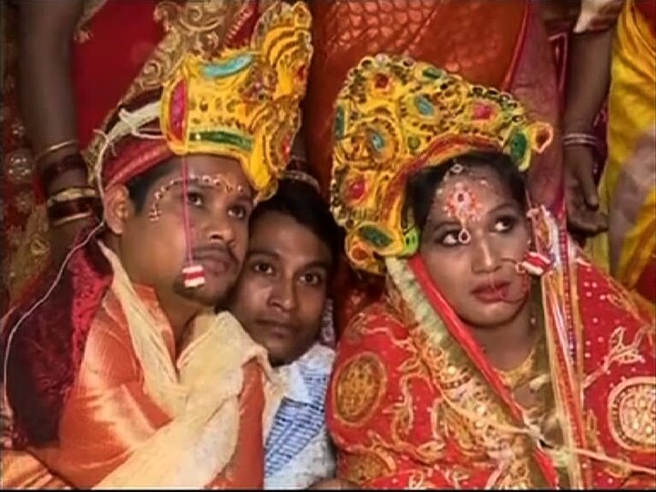 Bhubaneshwar Youth Married Transgender भुवनेश्वरमध्ये युवकाचं आदर्श पाऊल, तृतीयपंथीयाशी विवाह