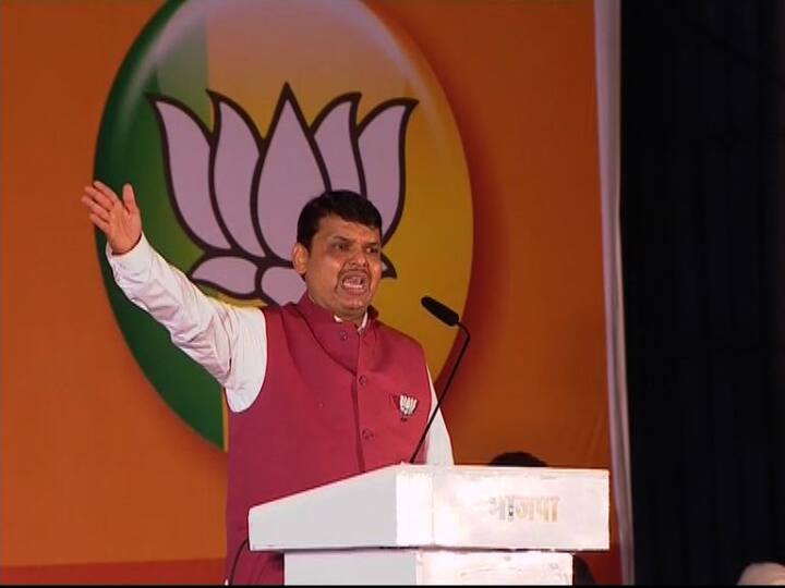 24.	धर्मयुद्धामध्ये समोर कोण आहे, हे बघायचं नसतं, सत्याची बाजू बघायची असते - मुख्यमंत्री 