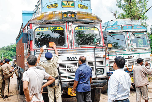 राज्यातील सर्व चेकपोस्ट आता हायटेक होणार