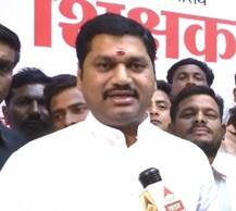 \'ते\' खोटं असेल तर मला चौकात फाशी द्या : धनंजय मुंडे