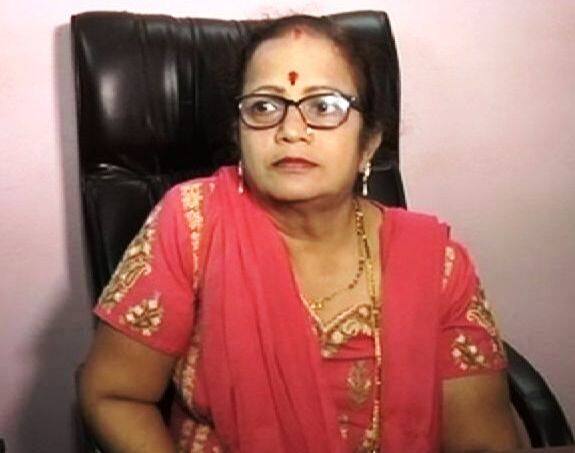 Instead Of Shivsainiks Opposition Shivsena Gives Ab Form To Kishori Pednekar शिवसैनिकांची बंडाळी मोडीत, किशोरी पेडणेकर यांना उमेदवारी