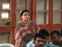 पुण्याच्या रेश्मा भोसलेंना अपक्ष म्हणून निवडणूक लढवावी लागणार