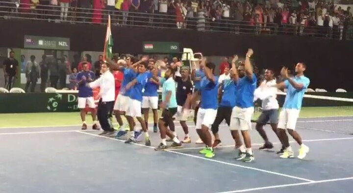 Indian Players Dance On Sairat Song After Won Davis Cup डेव्हिस कप जिंकल्यावर भारतीय खेळाडूंचा ‘झिंग झिंग झिंगाट’वर ठेका