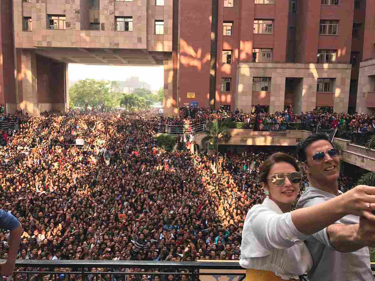 अक्षय कुमार \'जॉली एलएलबी 2\' च्या प्रमोशनसाठी राजधानी दिल्लीत