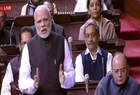 बाथरुममध्ये रेनकोट घालणं मनमोहन सिंहांकडून शिका : मोदी बाथरुममध्ये रेनकोट घालणं मनमोहन सिंहांकडून शिका : मोदी