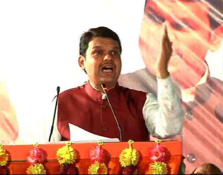 3. अर्धवट वाचलं आणि चुकीचे सल्लागार ठेवले तर तोंडघशी पडायला होतं, तसं शिवसेनेचं झालंय - मुख्यमंत्री