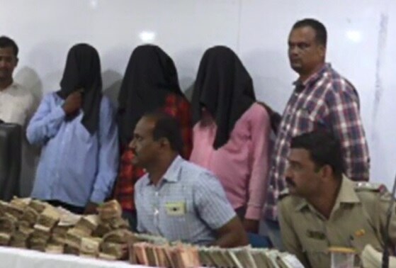 Three Thief Arrested In Nanded सोन्या-चांदीसह लाखो रुपयांवर डल्ला, हैदराबादमधील चोरांना नांदेडमध्ये अटक