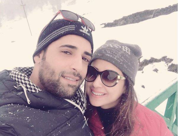 उर्मिला मातोंडकर आणि तिचा पती मोहसिन