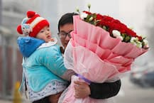 जगभरात व्हॅलेंटाईन डे कसा साजरा झाला?