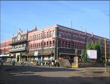 ताराराणी भाजप आघाडीच्या नगरसेवकाला दगडाने ठेचण्याचा प्रयत्न