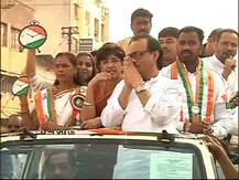 पुण्यात अजित पवारांचा रोड शो