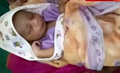 Woman Delivery In St Bus At Nashik नाशकात एसटीमध्येच महिलेची प्रसुती, आई आणि बाळ सुखरूप