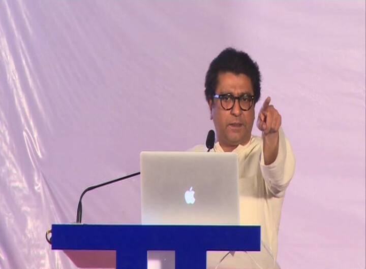 नाशिकमधला 25 वर्षे जुना अनधिकृत भंगार बाजार 2 दिवसात बुलडोझरने साफ करून टाकला.