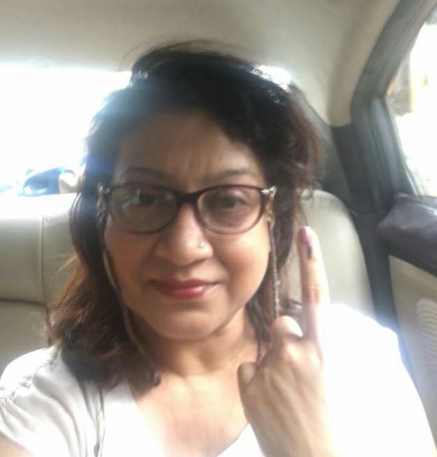 अभिनेत्री स्वाती चिटणीस