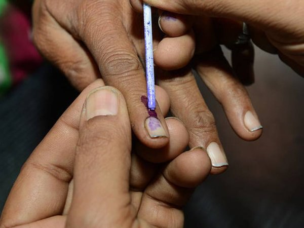 Live Voting For Panvel Bhiwandi Malegaon Municipal Corporation Election Today पनवेल, भिवंडी, मालेगावात 1251 उमेदवाराचं भवितव्य पणाला