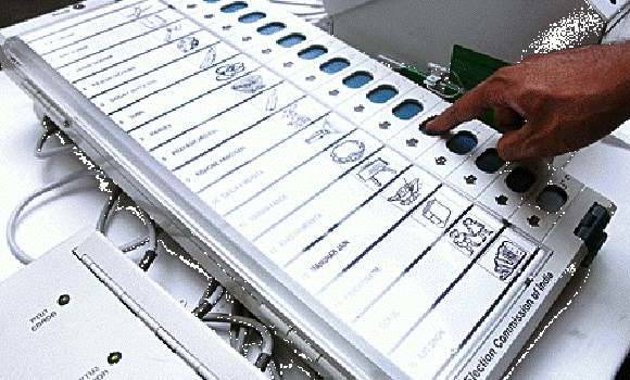 Chandrapur Parbhani Latur Corporation Election Timing Extended चंद्रपूर, परभणी व लातूर महापालिकेसाठी मतदानाच्या वेळेत वाढ